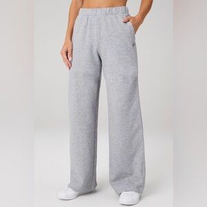 Fabletics women’s fleece wide leg Gray Sweatpants